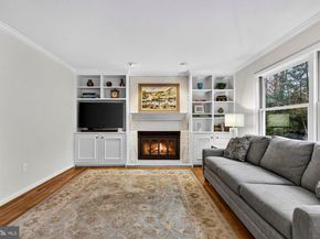 930 Park Street SE, Vienna VA 22180