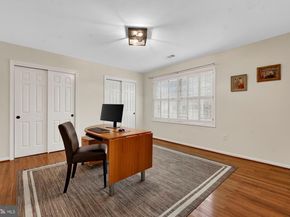 930 Park Street SE, Vienna VA 22180