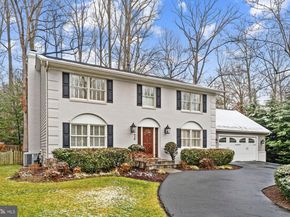 930 Park Street SE, Vienna VA 22180