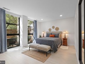 1016 S Wayne Street T12, Arlington VA 22204