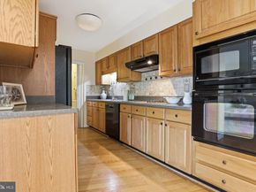 1250 S Washington Street 120, Alexandria VA 22314