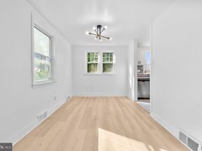 921 Pitman Avenue, Darby PA 19023