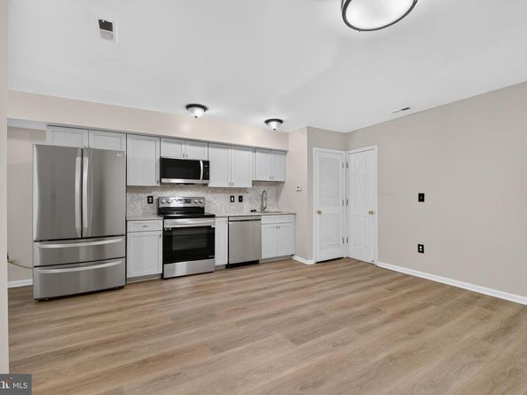 1240 18TH Street NE 2, Washington DC 20002
