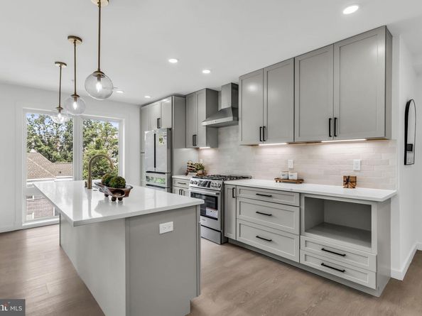 1201 N Quinn Street 301, Arlington VA 22209