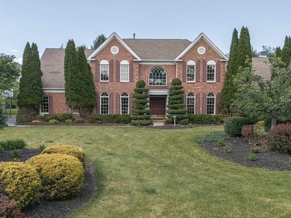 2062 Silverwood Drive, Newtown PA 18940