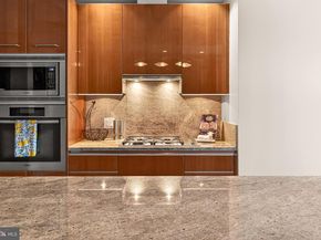 1881 N Nash Street 511, Arlington VA 22209