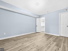 1524 Lincoln Way 107, Mclean VA 22102