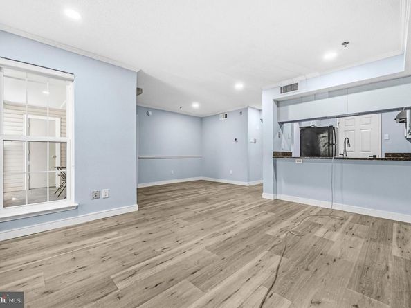1524 Lincoln Way 107, Mclean VA 22102