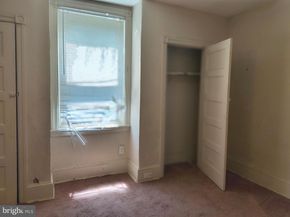 24 W Duval Street, Philadelphia PA 19144