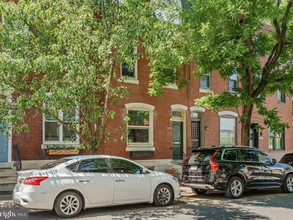 2424 Lombard Street, Philadelphia PA 19146