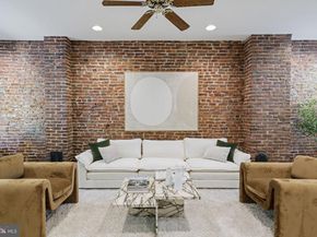 2424 Lombard Street, Philadelphia PA 19146