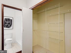 2424 Lombard Street, Philadelphia PA 19146