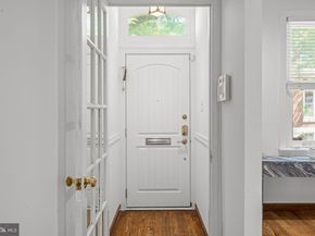 2424 Lombard Street, Philadelphia PA 19146