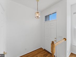 2550 James Monroe Circle, Herndon VA 20171