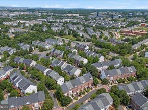 2550 James Monroe Circle, Herndon VA 20171