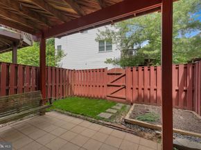 2550 James Monroe Circle, Herndon VA 20171