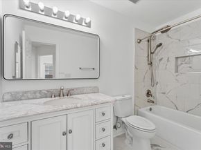2550 James Monroe Circle, Herndon VA 20171