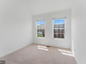 2550 James Monroe Circle, Herndon VA 20171