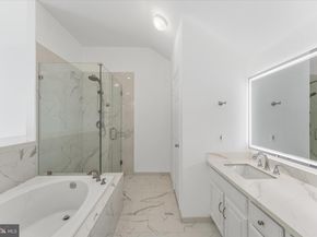 2550 James Monroe Circle, Herndon VA 20171