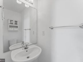 2550 James Monroe Circle, Herndon VA 20171