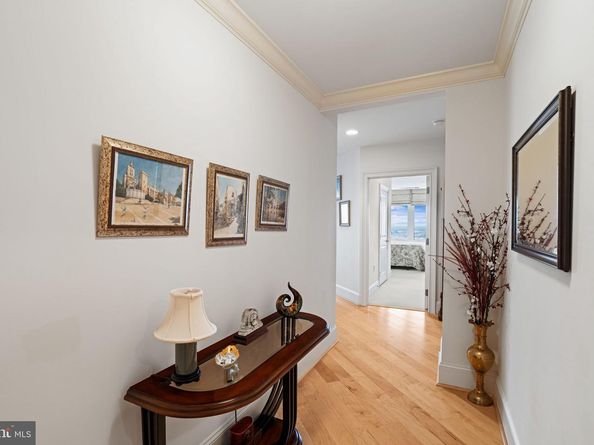 50 S 16TH Street 4210, Philadelphia PA 19102