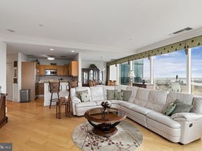 50 S 16TH Street 4210, Philadelphia PA 19102