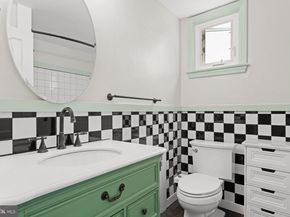 403 Walnut Hill Lane, Havertown PA 19083