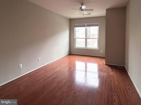 1570 Spring Gate Drive 7203, Mclean VA 22102