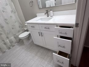 1570 Spring Gate Drive 7203, Mclean VA 22102