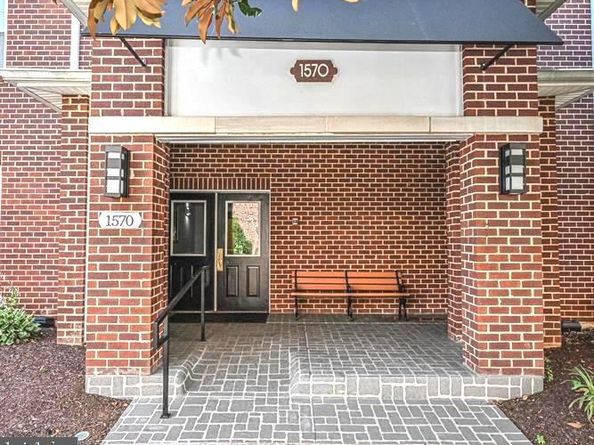 1570 Spring Gate Drive 7203, Mclean VA 22102