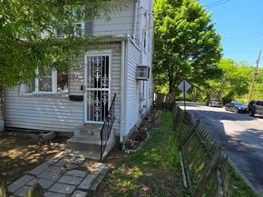 1142 Chestnut Street, Darby PA 19023
