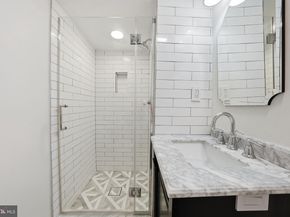 1200 East Capitol Street NE 1, Washington DC 20002