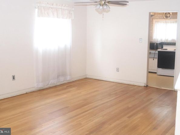 825 Barnaby Street SE, Washington DC 20032