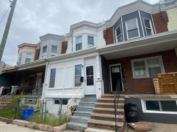2111 S Shields, Philadelphia PA 19142