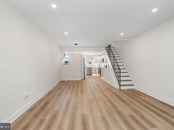 403 Daly Street, Philadelphia PA 19148