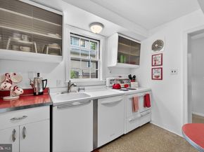 227 N Edison Street, Arlington VA 22203