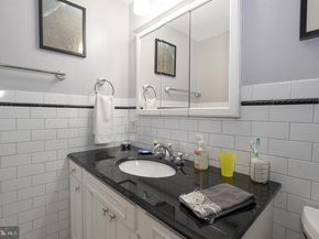 1919 Chestnut Street 2703, Philadelphia PA 19103