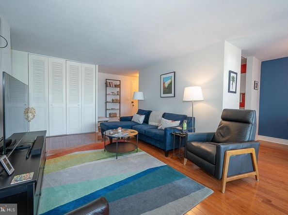 1919 Chestnut Street 2703, Philadelphia PA 19103