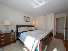 1919 Chestnut Street 2703, Philadelphia PA 19103
