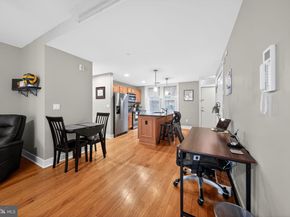 4300 Spruce Street B304, Philadelphia PA 19104