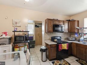 208 Walnut Street, Darby PA 19023