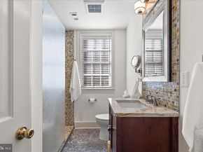 2828 27TH Street NW, Washington DC 20008