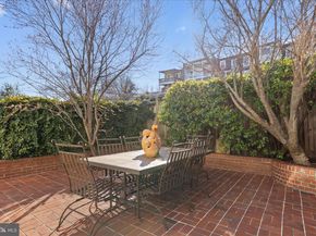 2828 27TH Street NW, Washington DC 20008