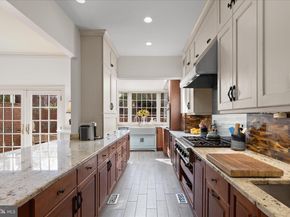 2828 27TH Street NW, Washington DC 20008