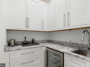 1110 Cypress Street, Philadelphia PA 19107