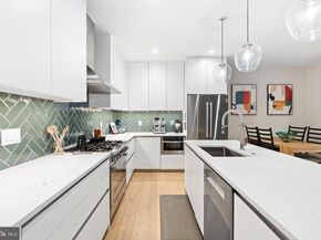 1215 Addison Walk, Philadelphia PA 19147