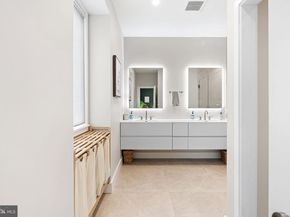 1215 Addison Walk, Philadelphia PA 19147