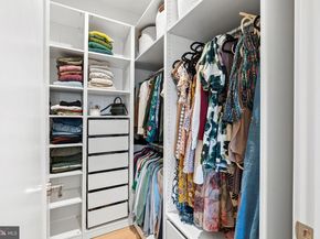 1215 Addison Walk, Philadelphia PA 19147