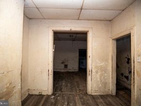 2453 N Bouvier Street, Philadelphia PA 19132