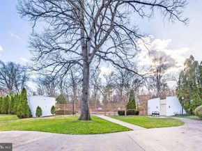 1604 Preston Road, Alexandria VA 22302